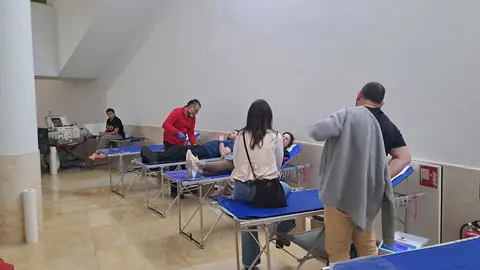 Campa&ntilde;a de donaci&oacute;n de sangre / C&eacute;sar Mart&iacute;n