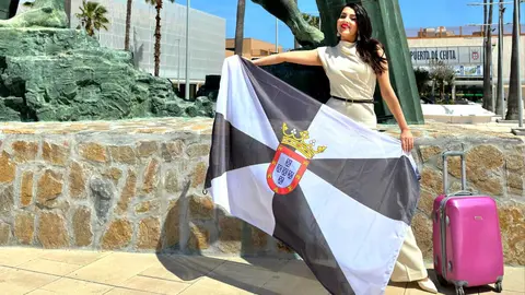 Alejandra Ortega minutos antes de su partida desde el Puerto de Ceuta _ Miss World Ceuta