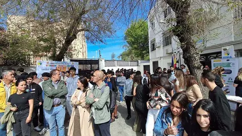 IV Feria de la Sostenibilidad en el CIFP n&ordm;1 / C&eacute;sar Mart&iacute;n