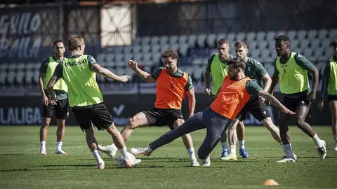 ENTRENAMIENTO CEUTA / Rafa B&aacute;ez