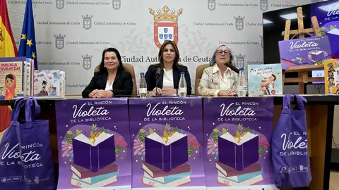 Presentaci&oacute;n del Rinc&oacute;n Violeta en la Biblioteca / Laura Ortiz