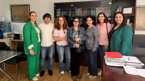 Reuni&oacute;n entre las representates de los trabajadores y la Consejer&iacute;a de Educaci&oacute;n