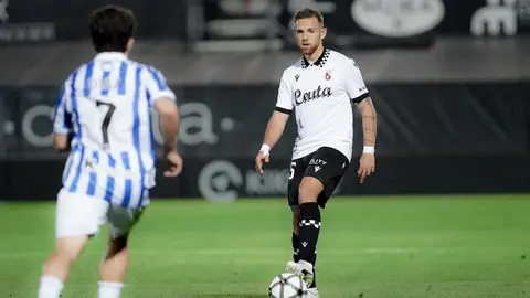 Diego Gonz&aacute;lez, jugador de la AD Ceuta FC. Foto: Zaki