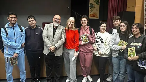 Encuentro con el autor Fernando Trujillo, en el Siete Colinas
