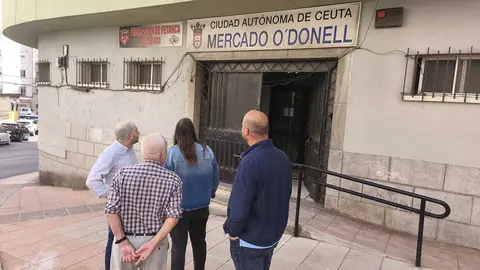 Visita del PSOE a O'Donnell