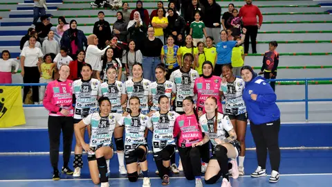Balonmano Estudiantes de Ceuta. Foto: Rafa Pe&ntilde;a