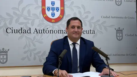 Alejandro Ram&iacute;rez antes de comenzar su comparecencia este martes / Alma Palomino