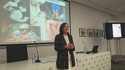 Charla sobre la Psicolog&iacute;a Perinatal / C&eacute;sar Mart&iacute;n
