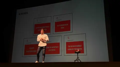 &Aacute;lex S&aacute;nchez emociona en Ceuta: &ldquo;Cuando los ni&ntilde;os miraban la pelota, no miraban mi discapacidad&rdquo;