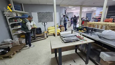 Campa&ntilde;a de control de establecimientos y almacenes de Guardia Civil