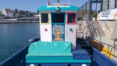 Dos obras de Tamara Garc&iacute;a Castro, en el barco del Desnarigado / Murazur Tours