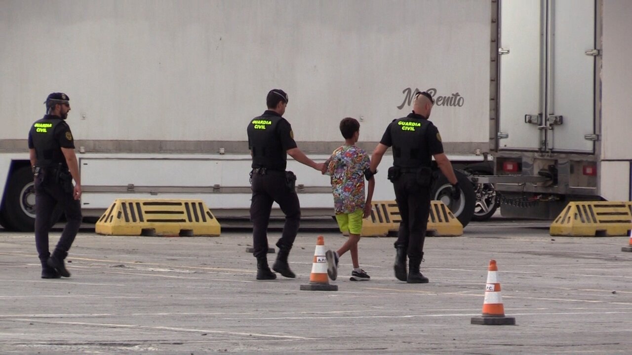 Momento de la detención de Mehdi, en el Muelle de Poniente.
