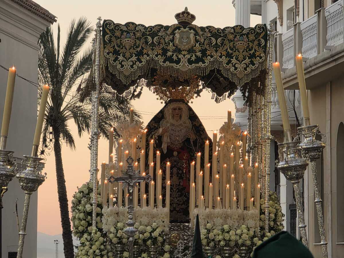 La Legión acompaña el Encuentro entre Nuestro Padre Jesús Nazareno y la Sacratísima Virgen de la Esperanza en la Semana Santa 2026 (66)