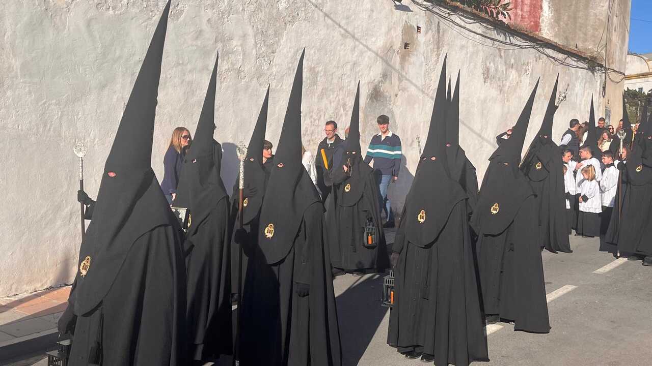 La Cofradía del Valle procesiona en la Semana Santa 2026 (26)