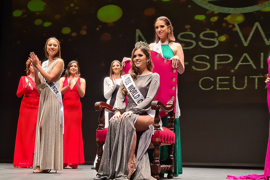 Ganadora del certamen de Miss World / Laura Ortiz