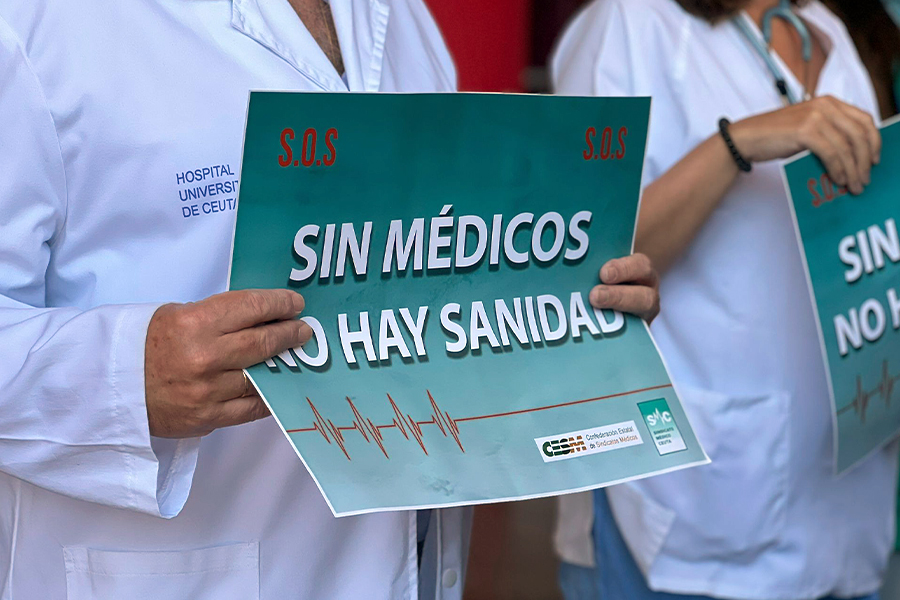 Concentración en la Huelga de Médicos / Daniel Hernández