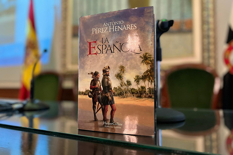 Antonio Pérez Henares durante la presentación de La Española / Daniel Hernández
