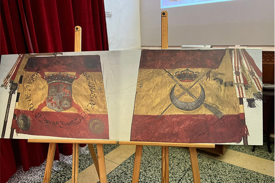 Conferencia sobre el centenario de la entrega de la Bandera a Regulares / Daniel Hernández