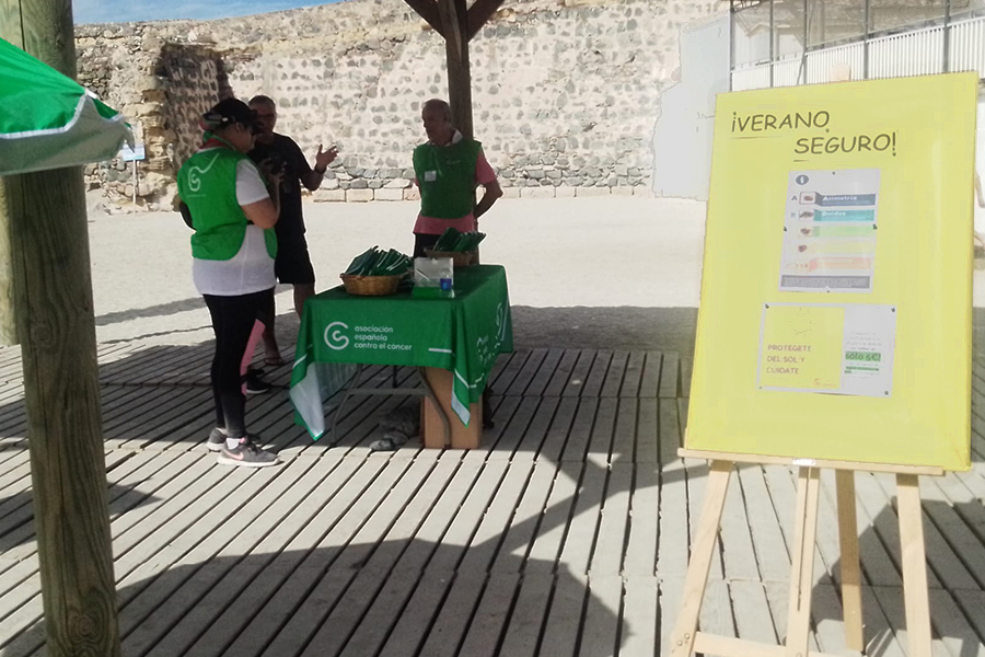 Campaña de prevención del Cáncer de Piel / César Martín