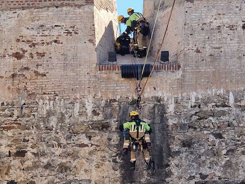 Rescate Vertical en las Murallas Reales / Laura Ortiz