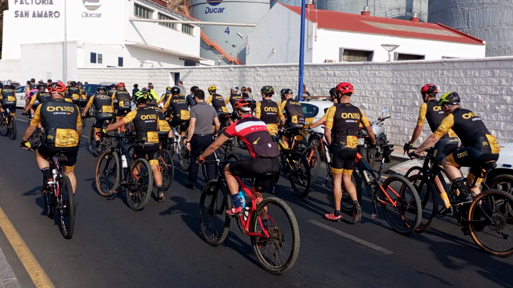 El club ciclista 'Titanes Bike' despide al 'titán' Antúnez (2)