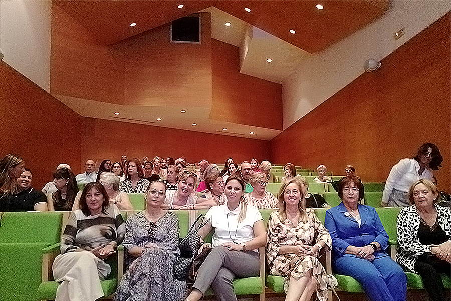 Ponencia del Dr. Joaquín Gavilá Gregori en las Murallas Reales / César Martín