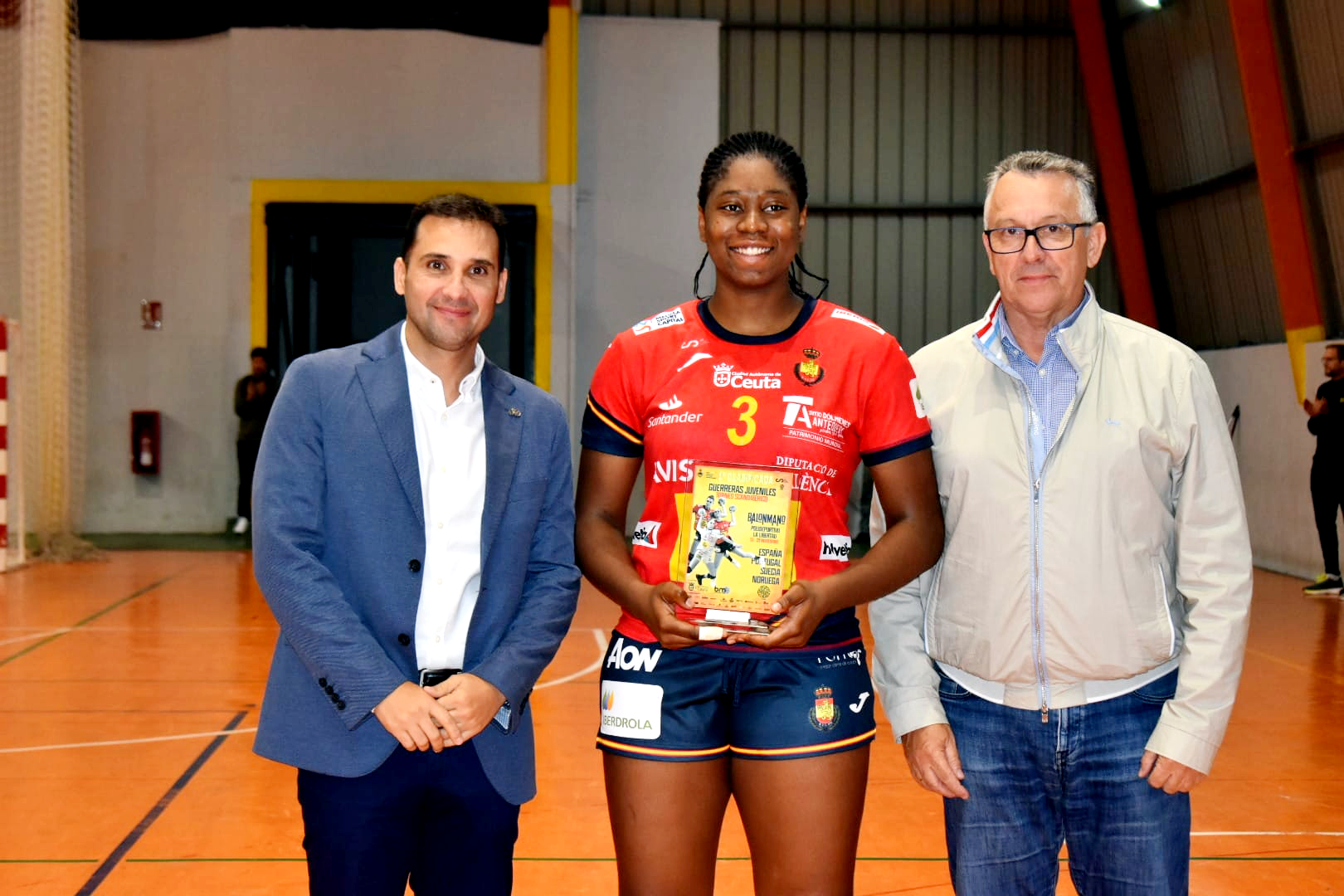 Las Guerreras juveniles se llevan el Torneo Scandíberico tras derrotar a Noruega (4)