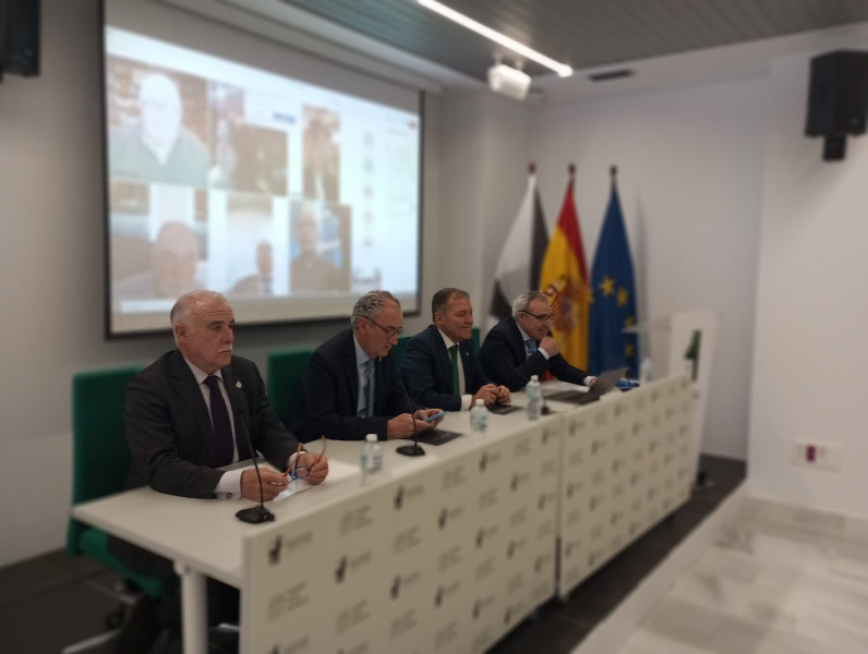 Presidencia de la Asamblea/ Juanjo Coronado