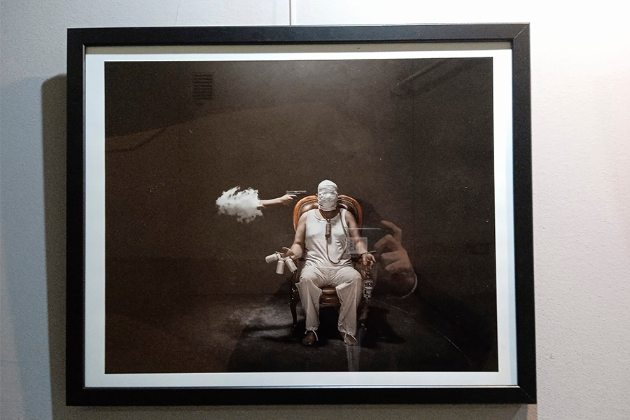 Exposición 'La Habitación Oscura' / César Martín