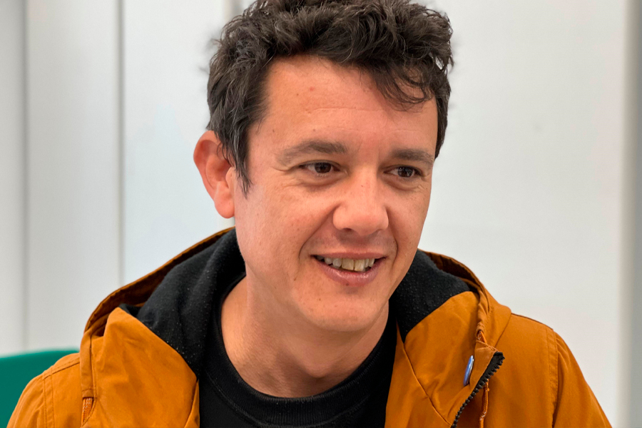 Charla de José Manuel Linares para la Escuela de Arte / Daniel Hernández