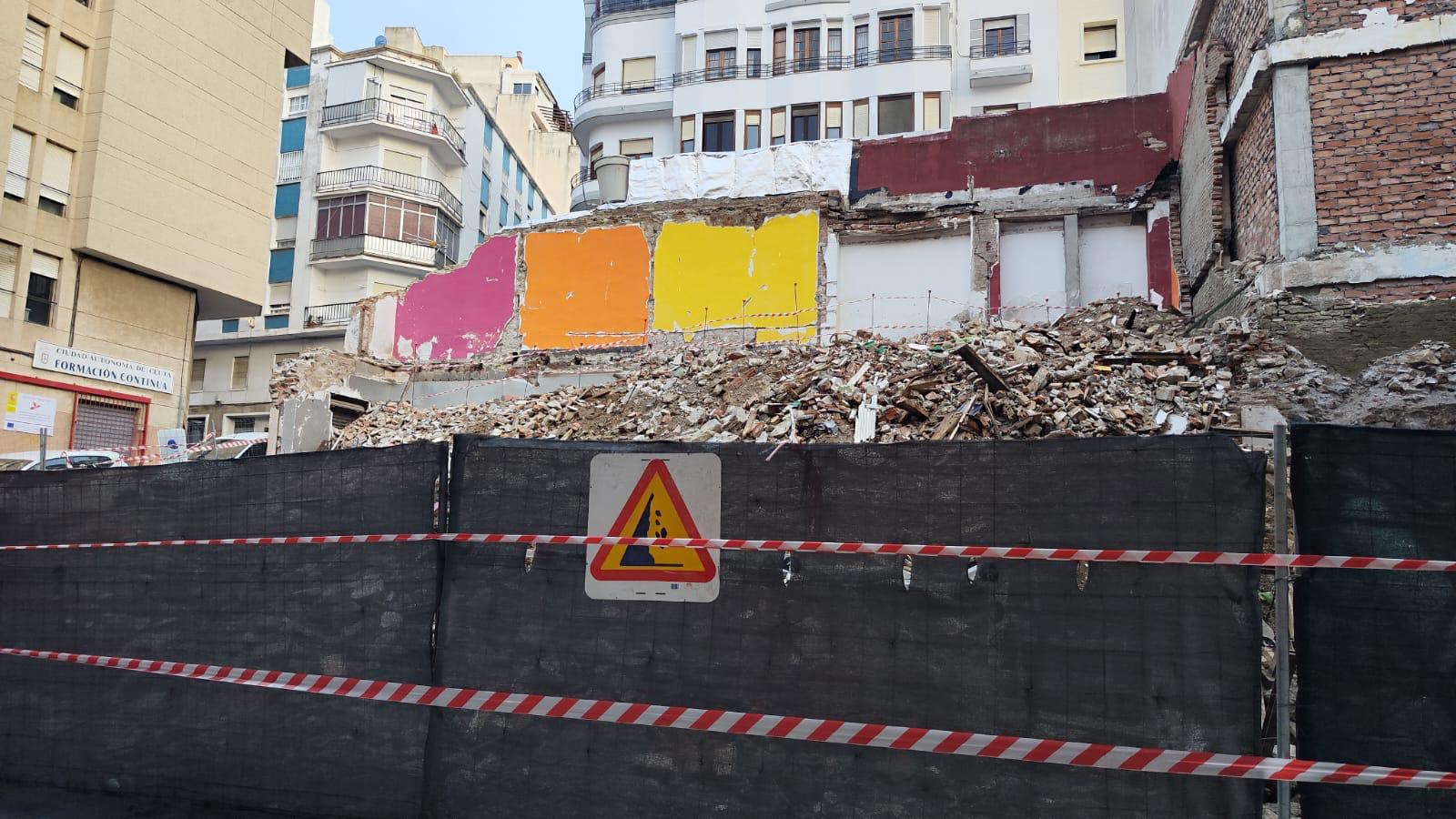 Estado de la parcela anexa al 7 de la calle Fernández