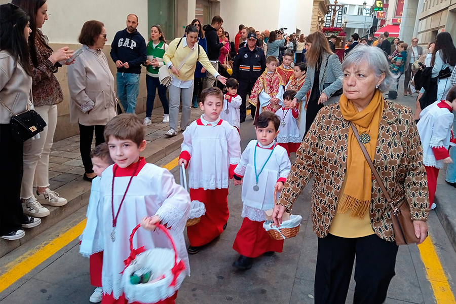 Paso de los niños / César Martín