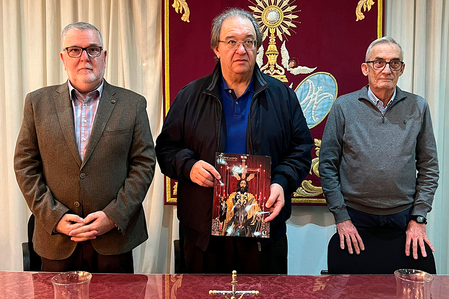 Presentación de la Revista Cruz de Guía / Daniel Hernández