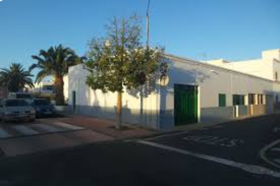 Calle 'Luisa Linares' en Arrecife (Lanzarote)/ Idealista