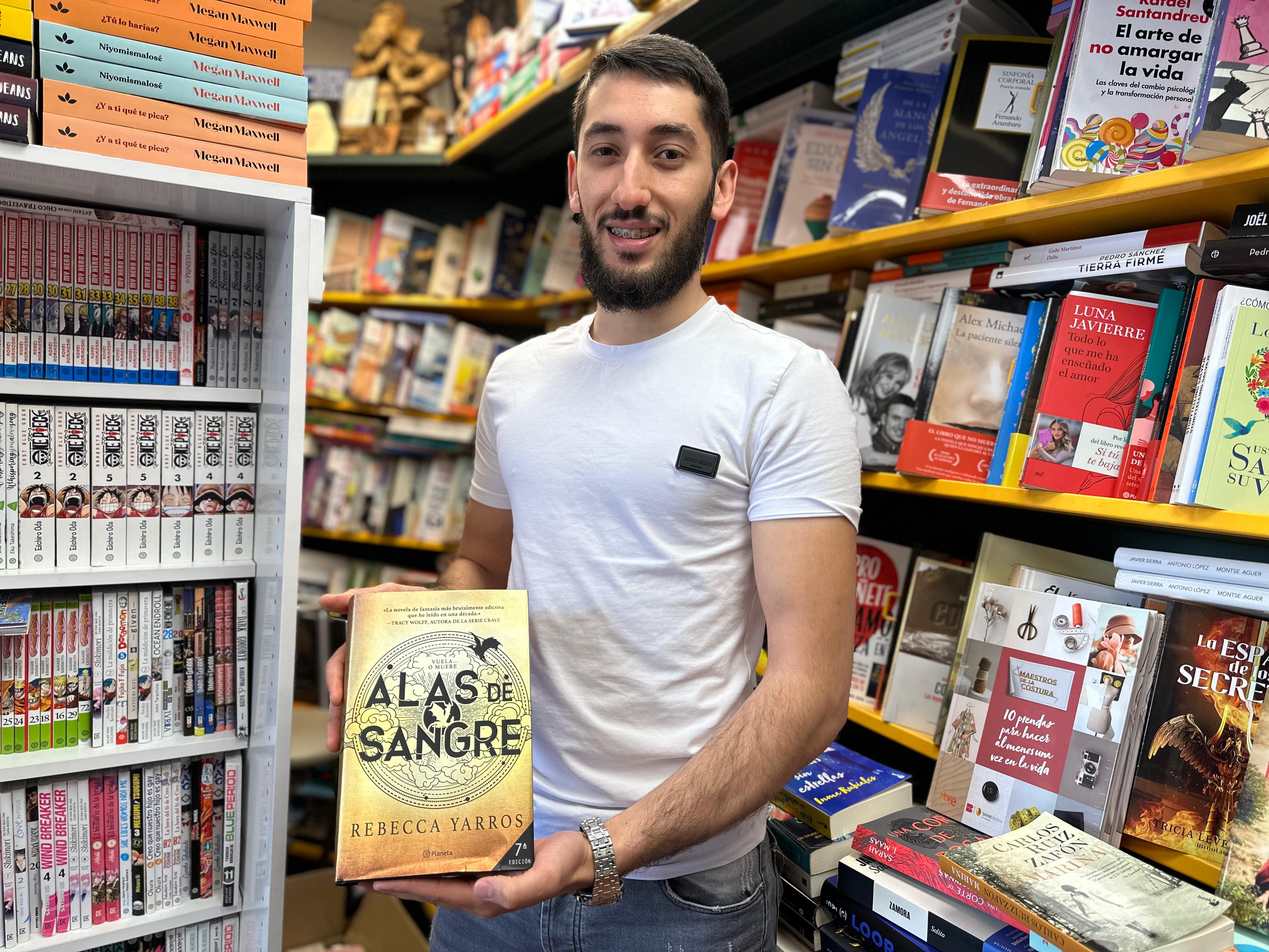 'Alas de Sangre', otro de los titulos más demandados/ Mohamed Ettouileb