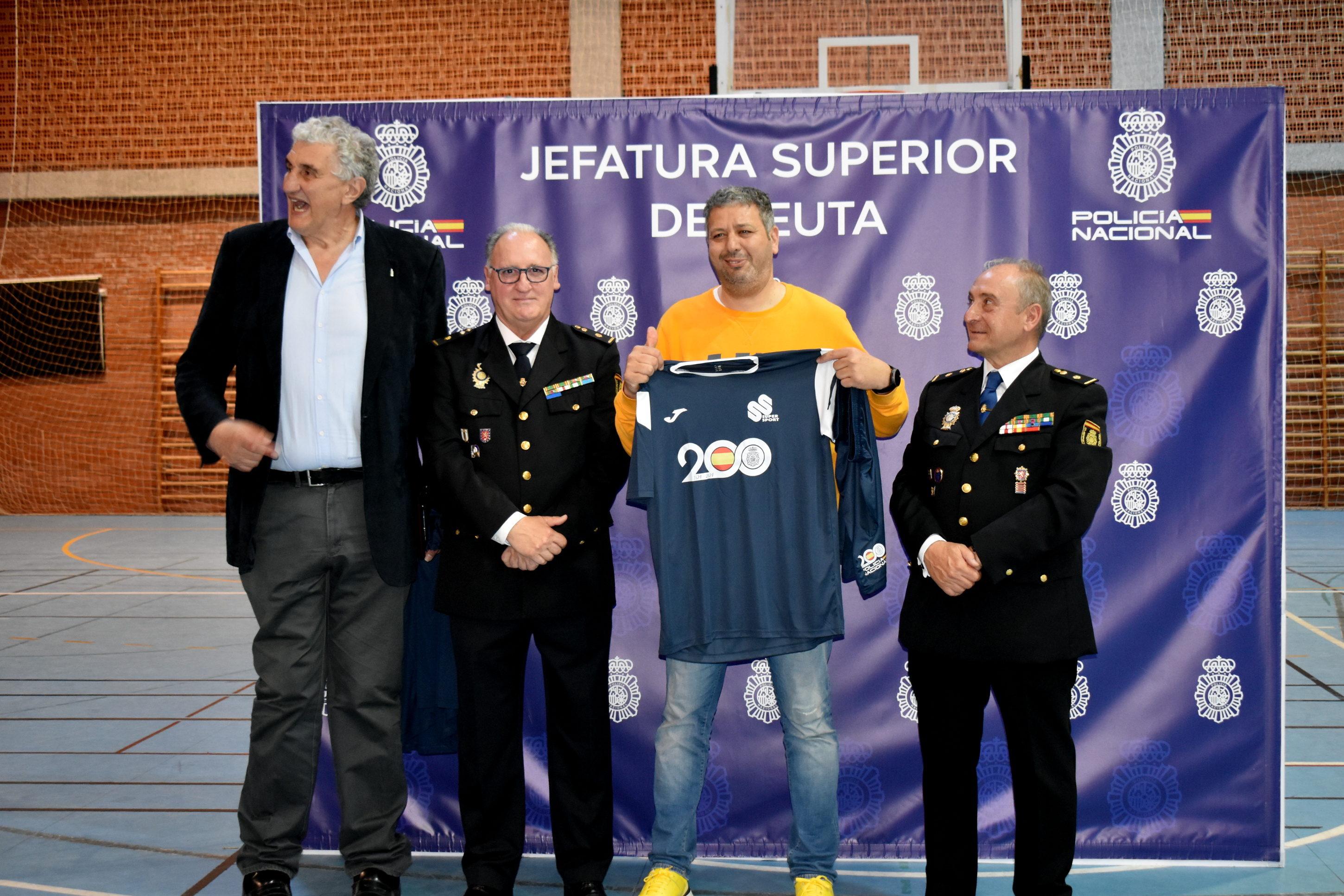 Reduan Fadel, MVP del Torneo de Baloncesto