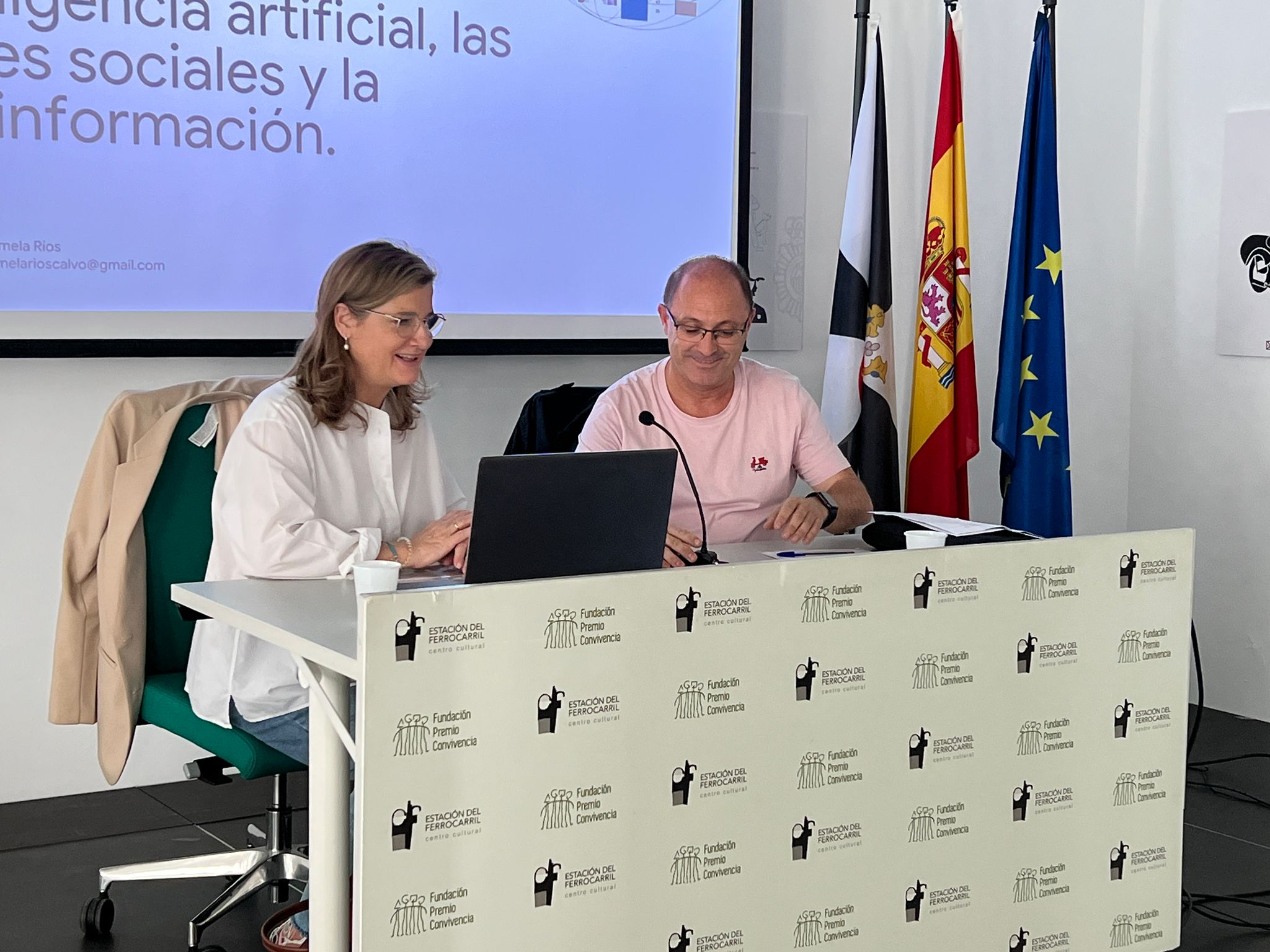 Ríos, junto al presidente de FAPE-Ceuta, Rafael Peña/ Dani Hernández