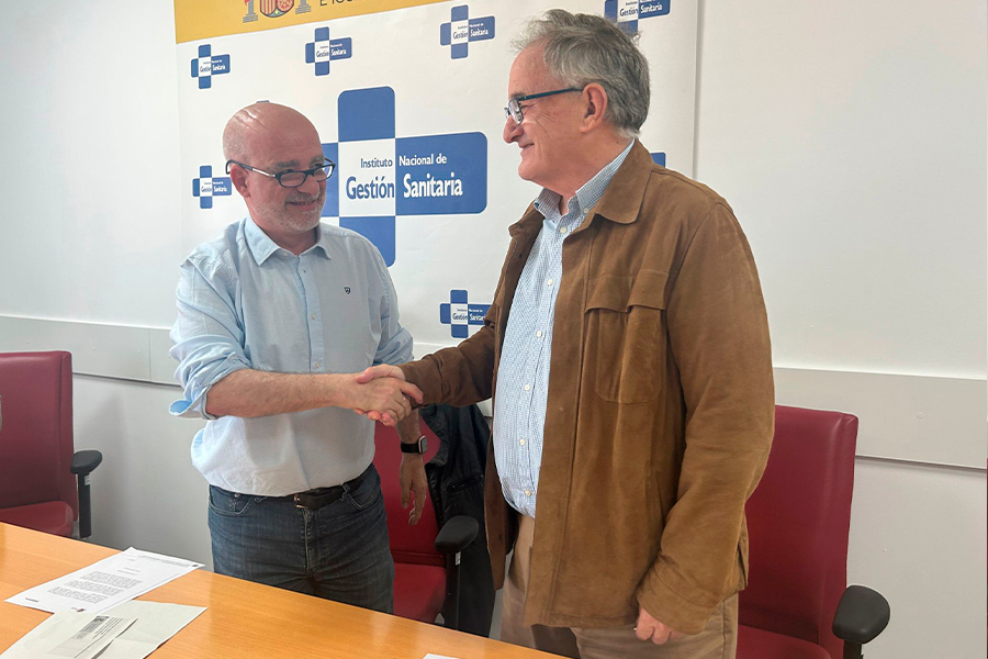 Doctor Querol quien deja su dirección médica de Atención Primaria al doctor Juan Carlos Mata Padilla