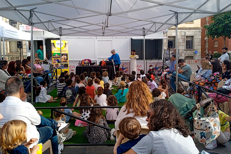 Feria del libro / César Martín