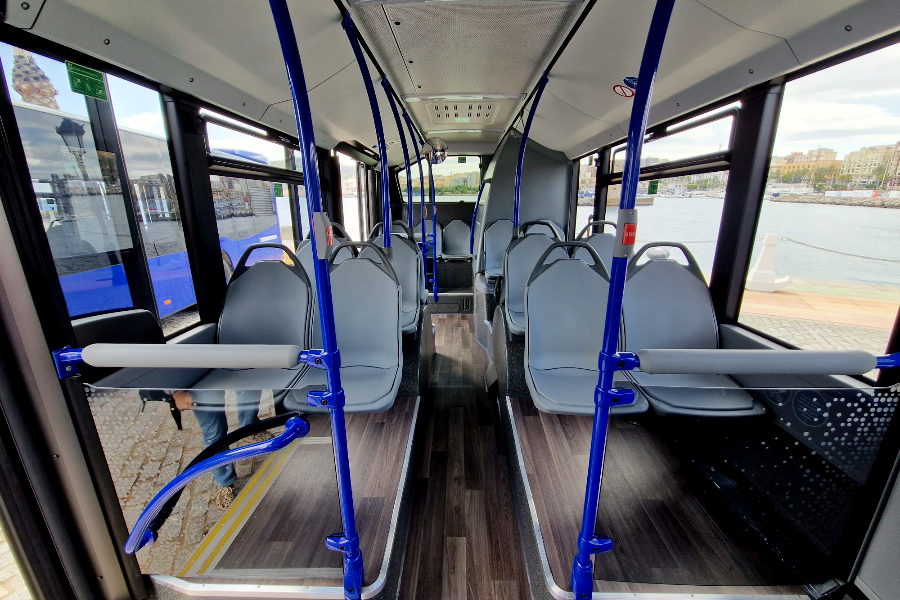 Así son los nuevos autobuses _ Laura Ortiz(6)