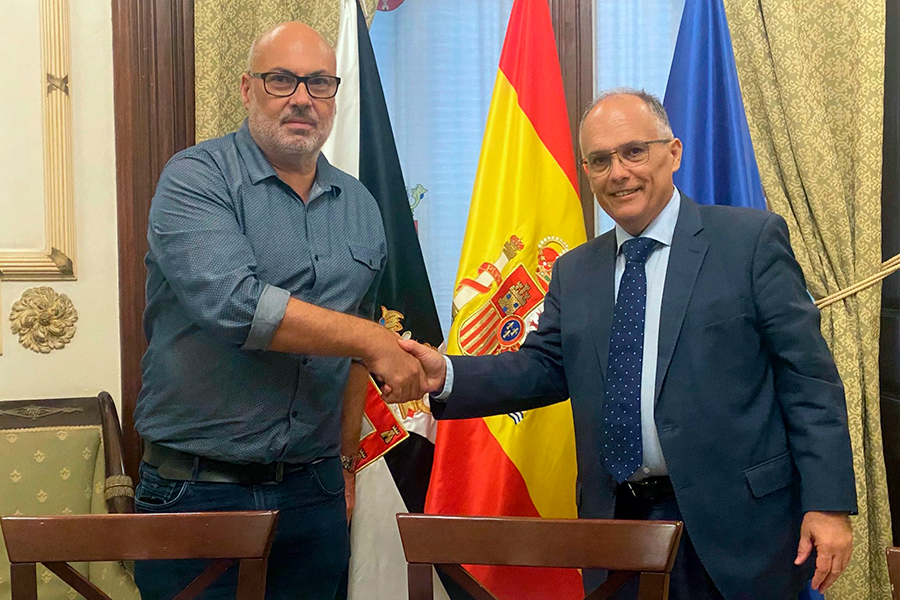 Firma del convenio de colaboración en emergencias