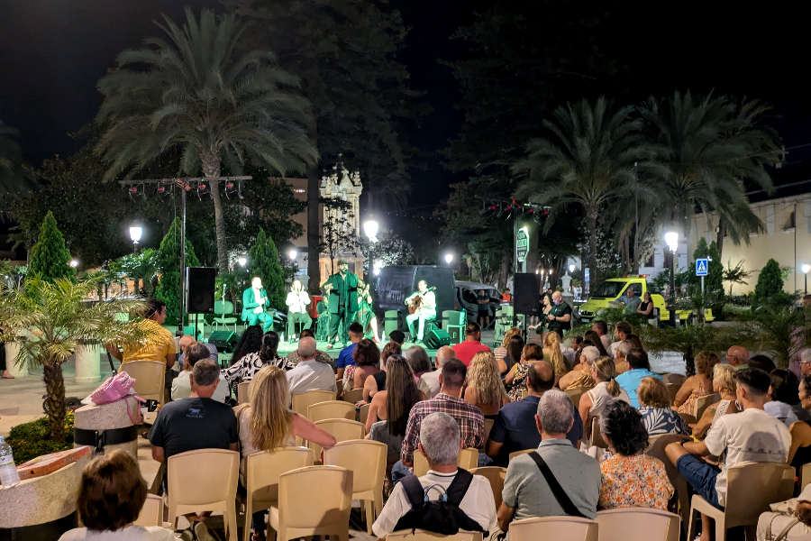 Festival Flamenco en la plaza de África / Rafa Báez