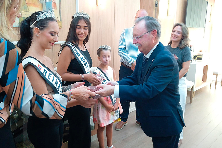 REINAS DE LAS FIESTAS 2024 6
