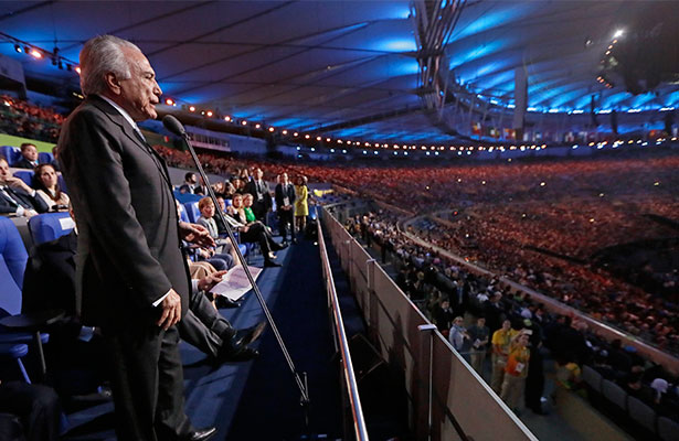 Michel Temer, presidente interino de Brasil, abucheado en el momento de inaugurar los Juegos