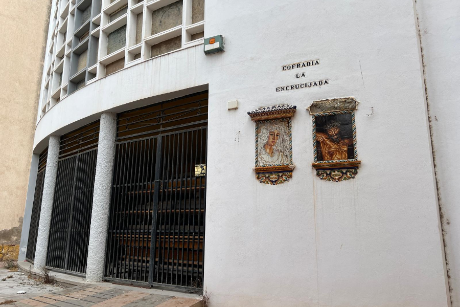 Fachada de la Iglesia de San José / Daniel Hernández