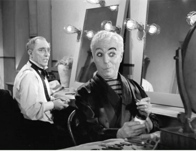Charles Chaplin, en primer término, y Buster Keaton en un fragmento de 'Candilejas'