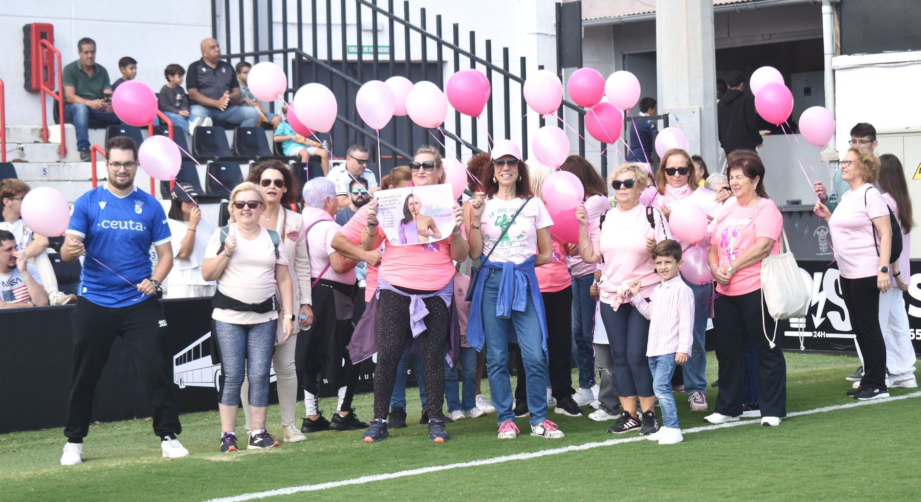 ACMUMA y la AD Ceuta FC pintan de rosa el Murube para luchar contra el cáncer de mama 