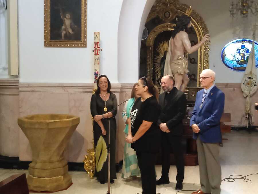 Ofrenda floral del Encuentro Coreográfico