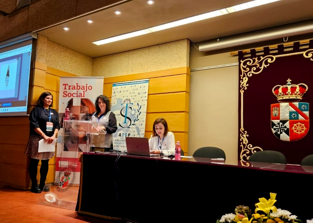 Yasmina Mohamed participa en el V Congreso Nacional de trabajadores sociales penitenciarios  (1)