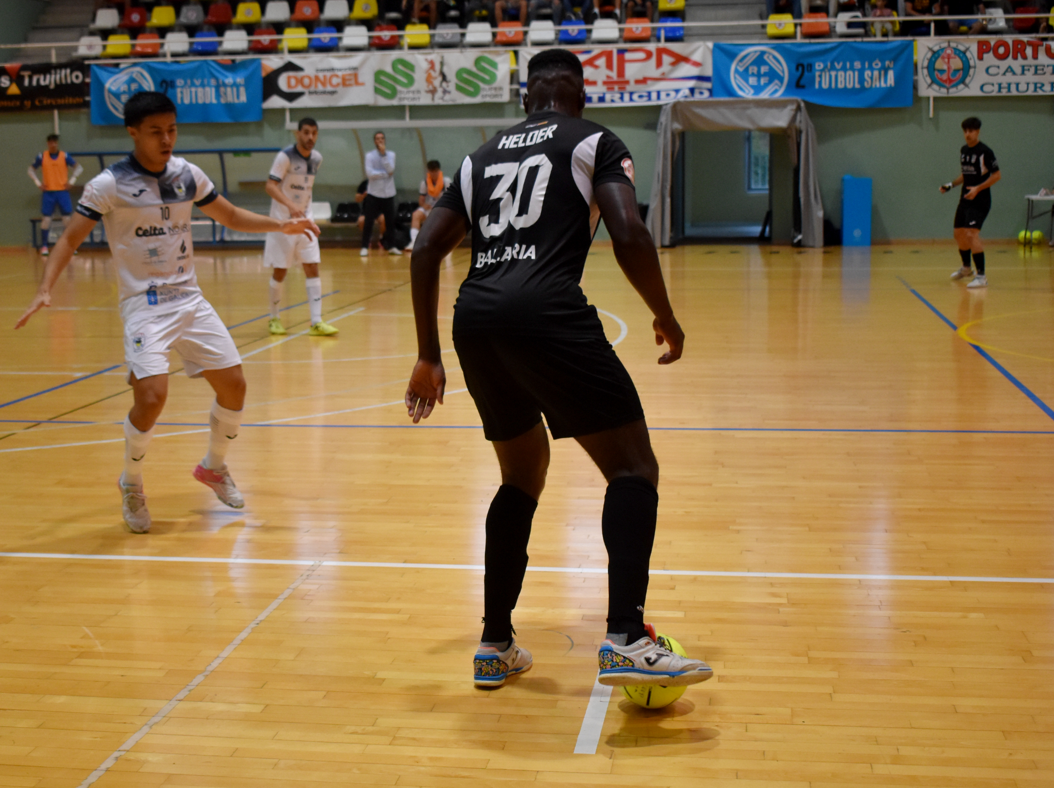 Derrota de la UA Ceutí ante el Family Cash Alzira 